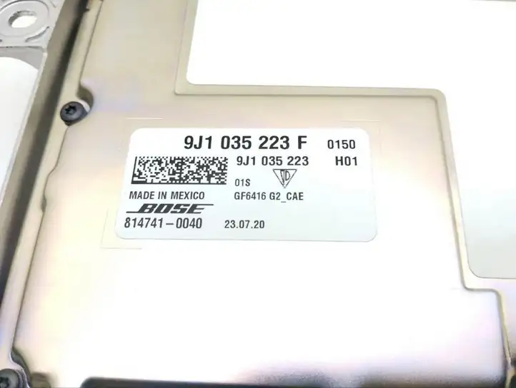 Porsche Taycan 9J1 (2019 - ) 9J1035223 Усилитель звука — фото 6