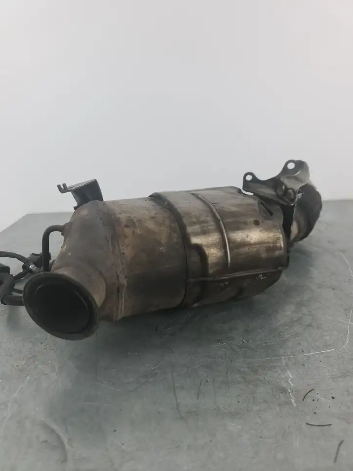 BMW X1 E84 (2009 - 2015) 7811413 Катализатор / DPF / FAP — фото 6