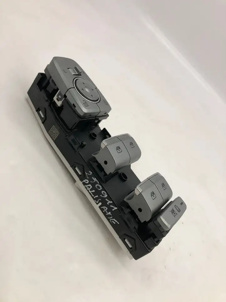 Hyundai Palisade (2018 - ) 93570s8265 Блок кнопок стеклоподъемников — фото 2