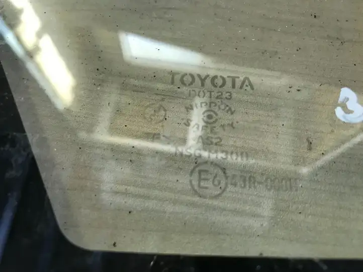 Toyota Corolla E110 (1995 - 2002) AS2 Заднее боковое стекло — фото 3