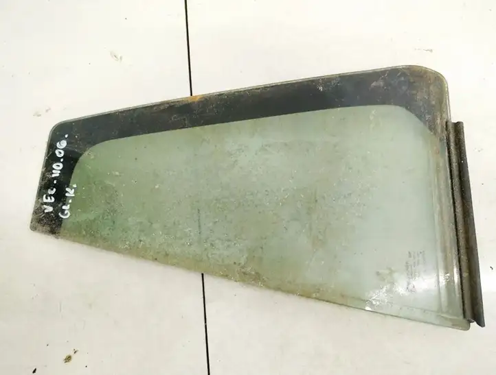 Opel Vectra (2002 - 2005)   Маленькое стекло 