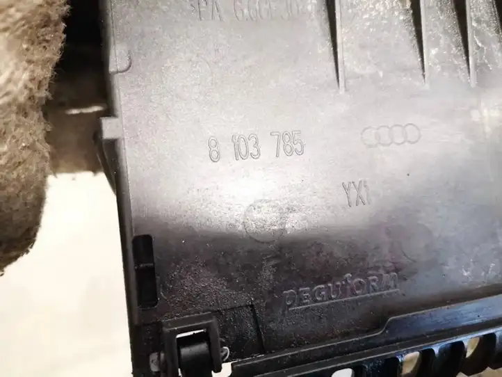 Audi Q7 (2005 - 2009)  8103785 Другая деталь салона