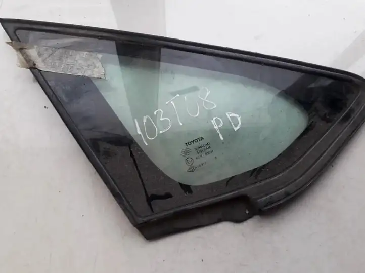 Toyota Auris 150 (2006 - 2012) Треугольное стекло кузова — фото 1