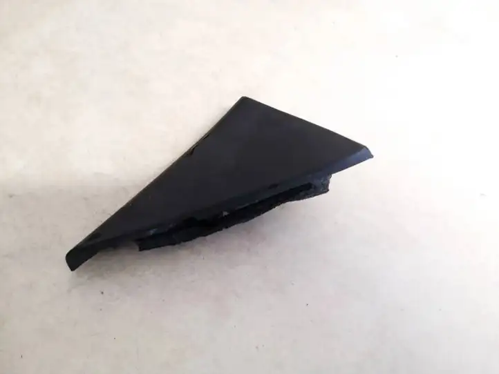 Toyota Land Cruiser (J100) (1998 - 2007)   Другая деталь салона