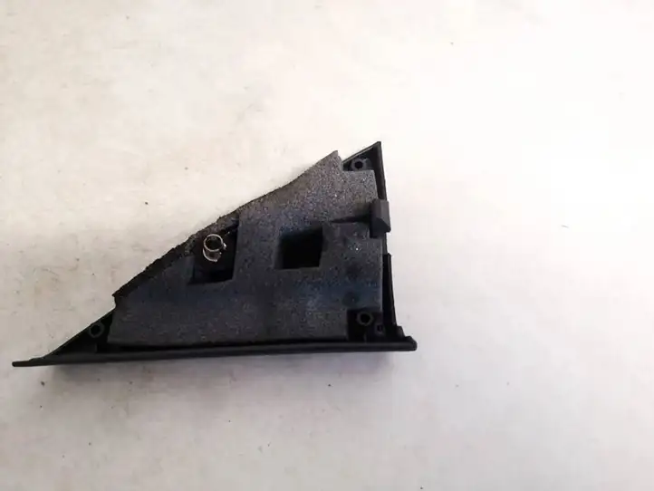 Toyota Land Cruiser (J100) (1998 - 2007)   Другая деталь салона