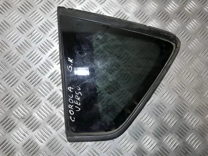Toyota Corolla Verso AR10 (2004 - 2009) Заднее боковое стекло — фото 1