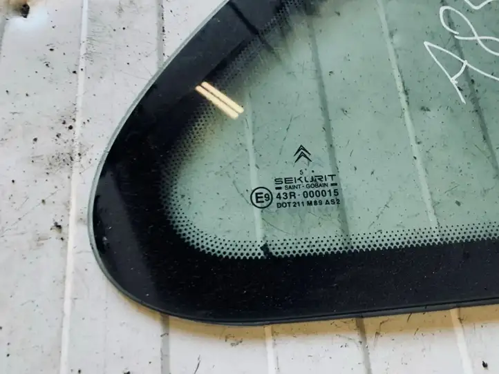 Citroen Xsara Picasso (1999 - 2012) Заднее боковое стекло — фото 2