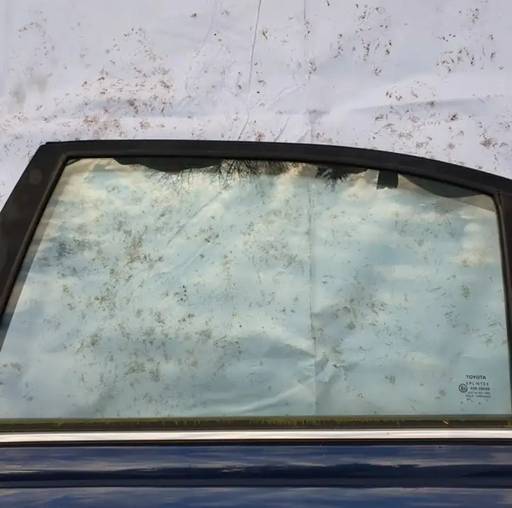 Toyota Avensis T250 (2003 - 2006) Стекло задней двери — фото 1