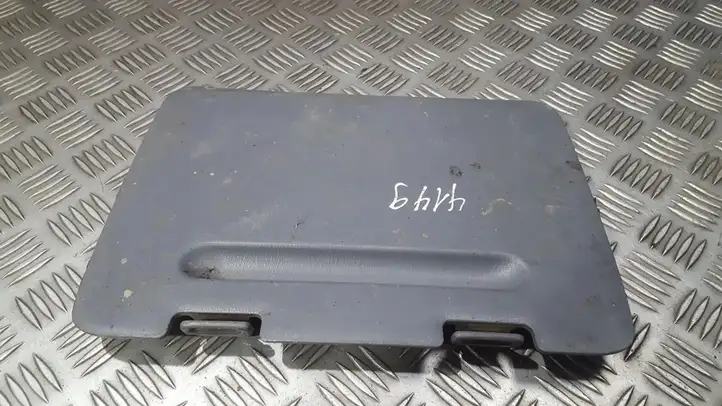 Toyota RAV 4 (XA20) (2000 - 2005) 6474342010 Прочие детали салона — фото 1
