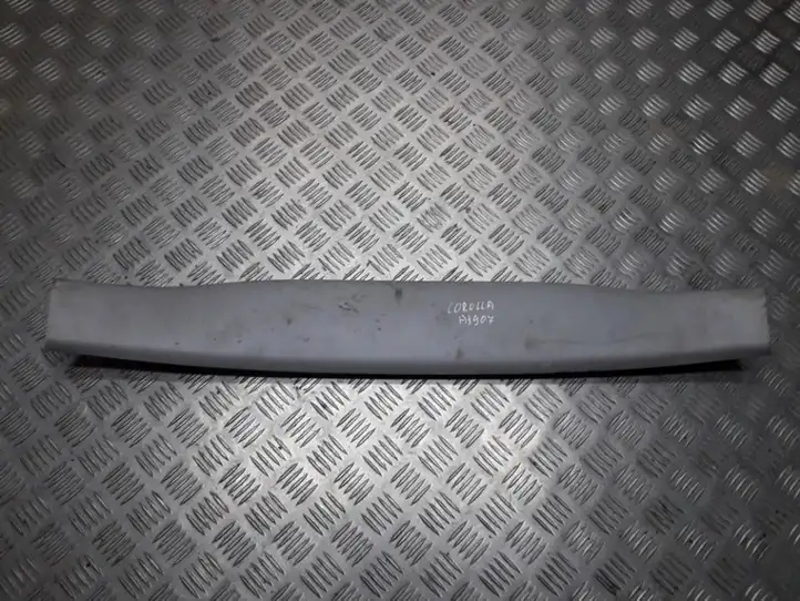Toyota Corolla Verso E121 (2001 - 2004) 6793813030 Прочие детали салона — фото 1