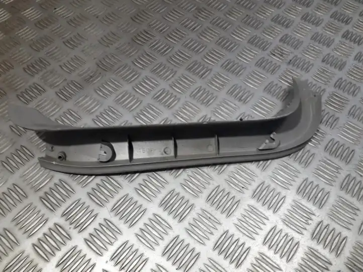 Toyota Avensis Verso (2004 - 2009) 6258144040 Прочие детали салона — фото 2