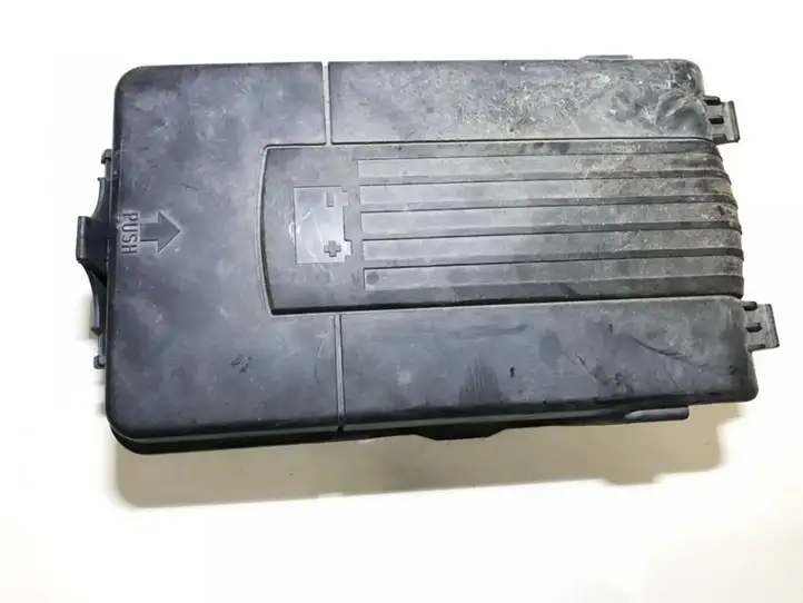 Volkswagen Golf V (2003 - 2009) 1k0915443c Крышка ящика аккумулятора — фото 1