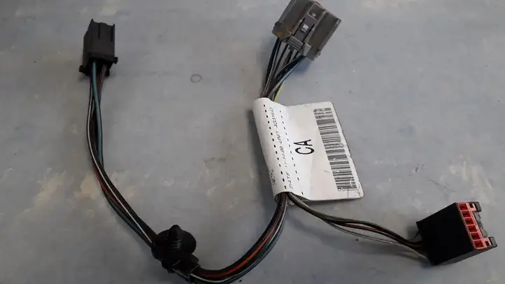 Ford Focus (1998 - 2004) 98AG18B604 Прочая электропроводка — фото 2