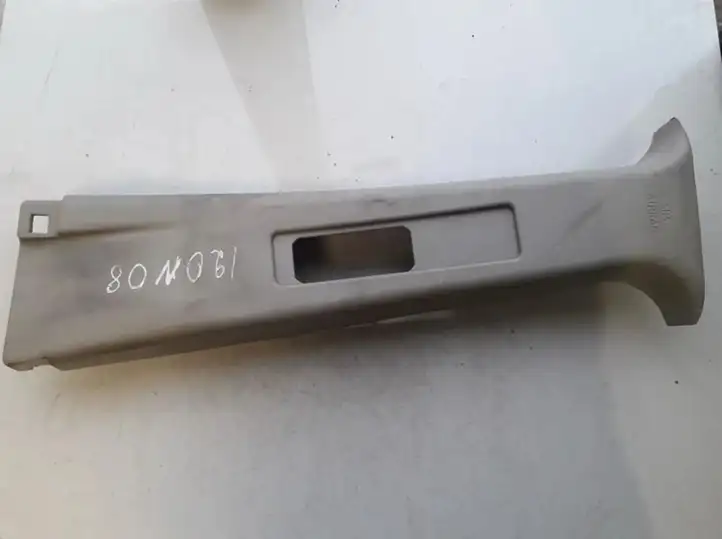 Kia Ceed (2006 - 2010) 769859U000 Прочие детали салона — фото 1