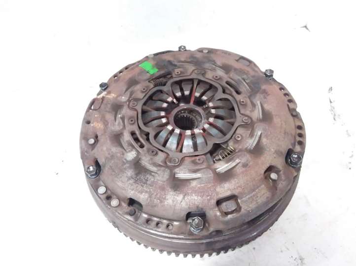 3121005070G Toyota Avensis T250 Sankabos komplektas