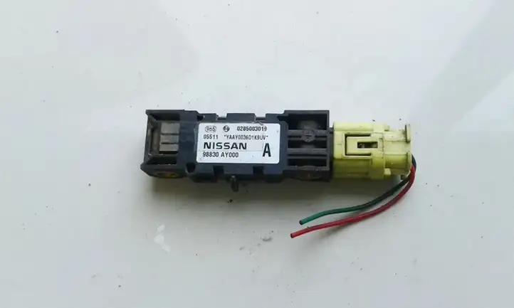 Nissan Primera (2001 - 2008) 98830AY000 Датчик удара SRS — фото 2