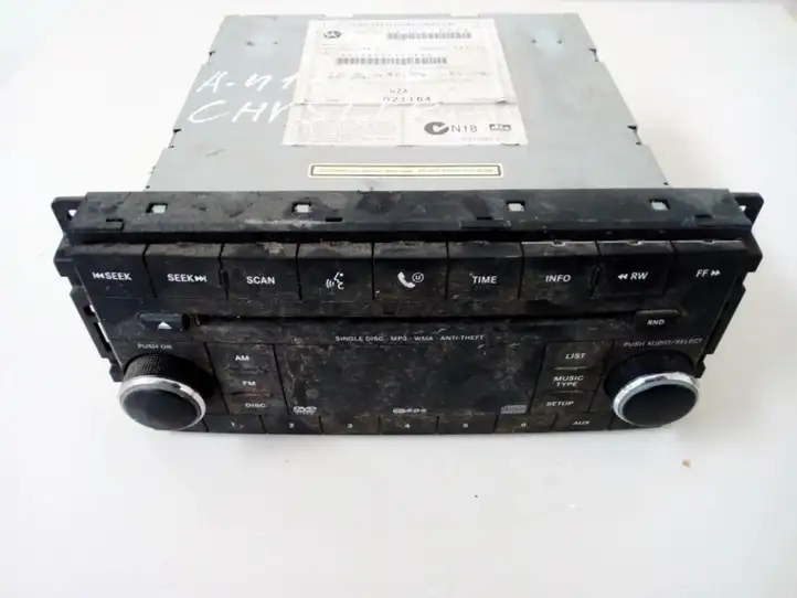 Chrysler Sebring (JS) (2006 - 2010)  05107096ak Радио/ проигрыватель CD/DVD / навигация