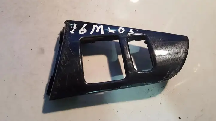 Mitsubishi Lancer (2003 - 2007)  MR506515 Другая деталь салона