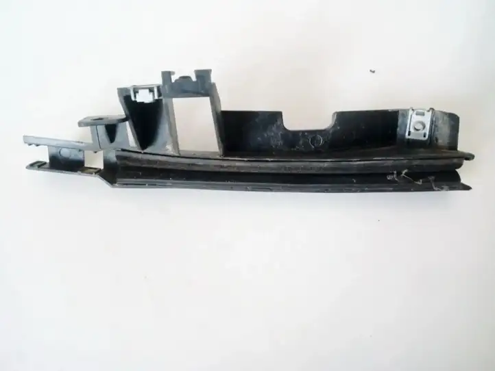 Renault Scenic II -  Grand scenic II (2003 - 2006)  8200130628 Другая внешняя деталь