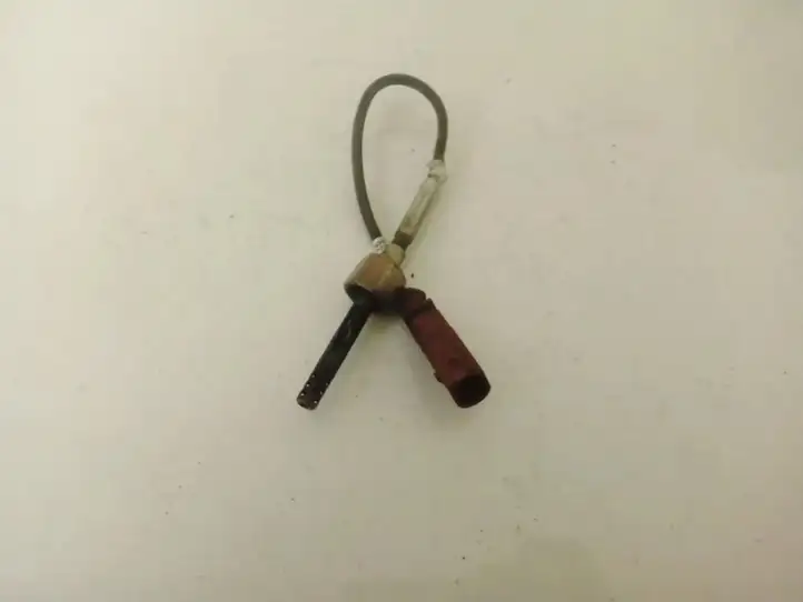 Audi A4 (2004 - 2009)  070906088aa Датчик температуры выхлопного газа