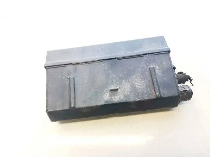 Opel Vectra (1999 - 2002)  90504296 Ящик предохранителей (комплект)