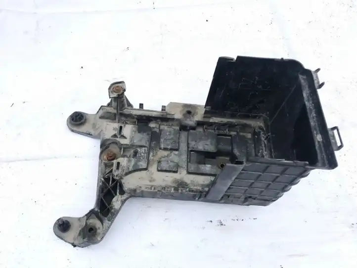 Volkswagen Caddy (2004 - 2010) 1k0915333b Ящик аккумулятора — фото 1
