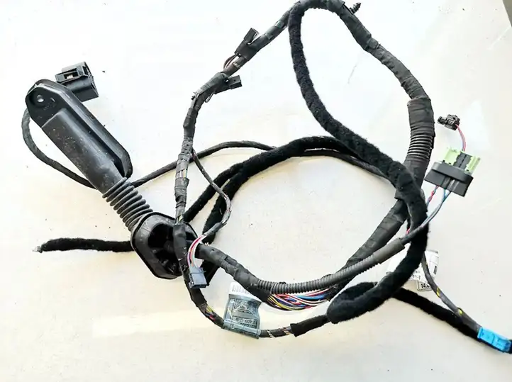 BMW 5 E60 E61 (2004 - 2010) 6972555 Прочая электропроводка — фото 1
