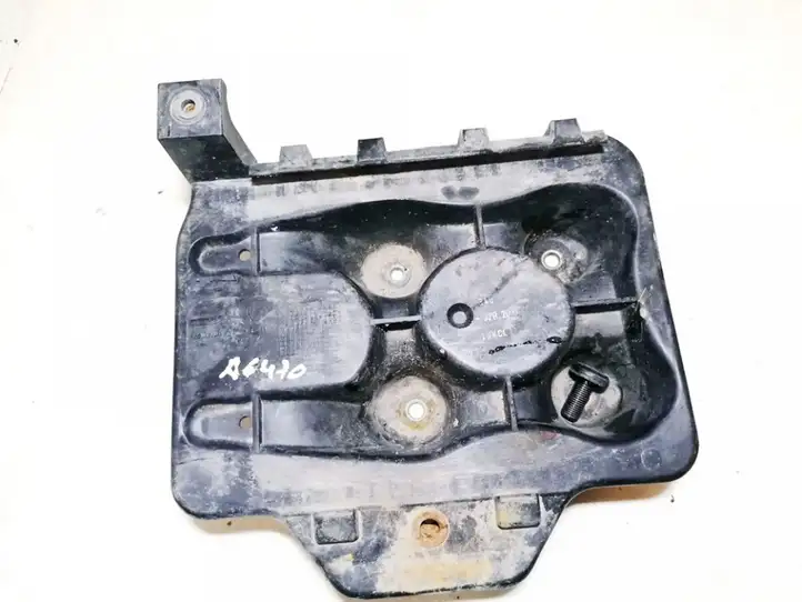 Volkswagen Bora (1998 - 2005) 1j0804373e Ящик аккумулятора — фото 1