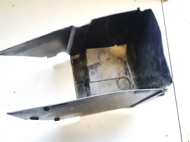 Ford Mondeo MK IV (2007 - 2014)  6g9110757a Ящик аккумулятора