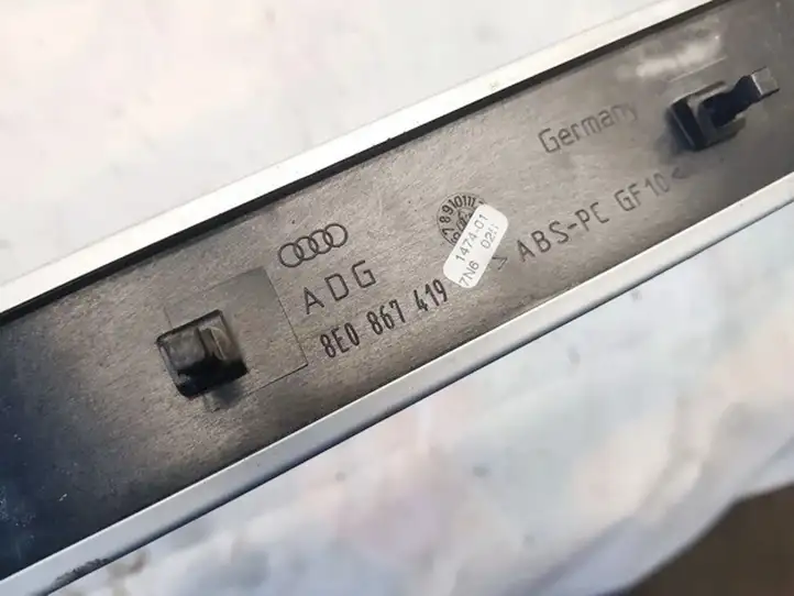 Audi A4 S4 B6 8E 8H (2000 - 2006) 8e0867419 Прочие детали салона — фото 3