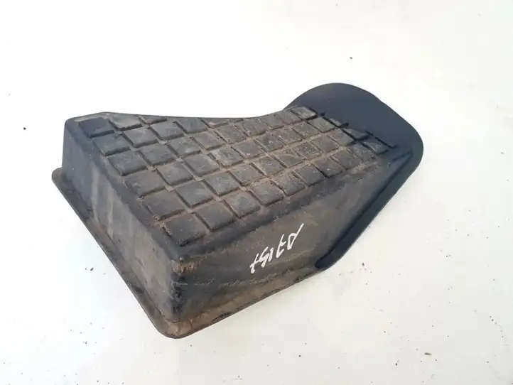 Toyota Avensis T250 (2003 - 2006) 5819205030 Прочие детали салона — фото 1