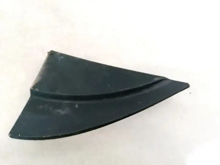 Toyota Yaris Verso (1999 - 2005) 6749252030 Прочие детали салона — фото 1