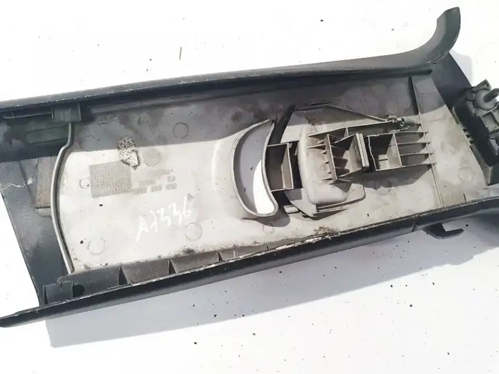 Skoda Octavia Mk2 (1Z) (2004 - 2013)  1z0867293l Другая деталь салона