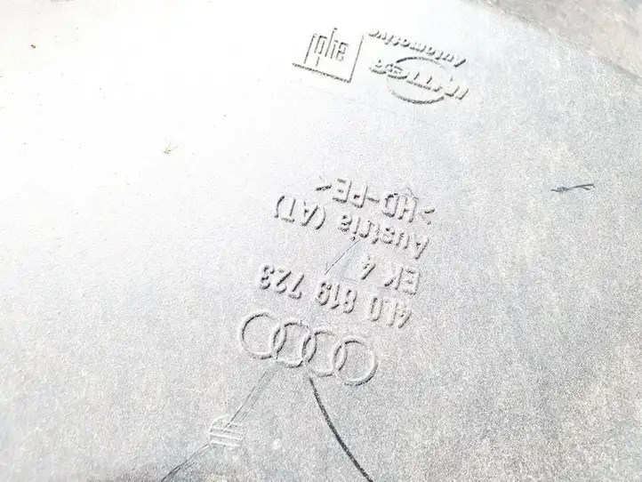 Audi Q7 4L (2005 - 2009) 4l0819723 Прочие детали салона — фото 3