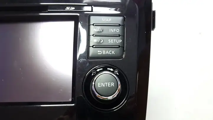 Nissan X-Trail T32 (2014 - 2021) 7513750268 Магнитола / мультимедийная система — фото 3