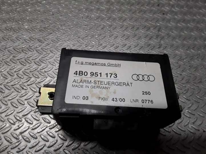 4B0951173 Audi A3 S3 8L Signalizacijos valdymo blokas