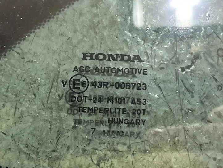 Honda CR-V (2006 - 2009) 43R006723 Заднее боковое стекло — фото 3