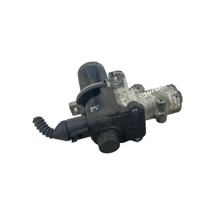 Audi A4 S4 B7 8E 8H (2004 - 2009) 038131501BF Клапан EGR — фото 3
