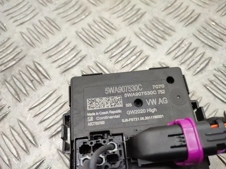 Skoda Octavia Mk4 (2019 - )  05L907309C Комплект зажигания