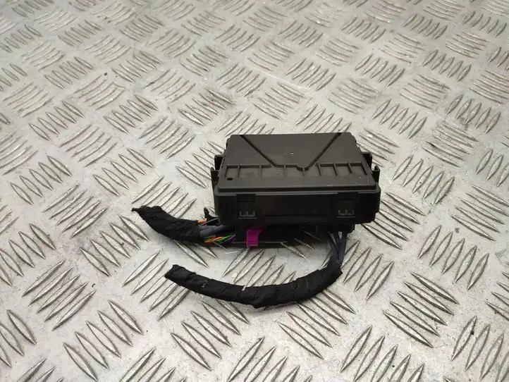 Skoda Octavia Mk4 (2019 - )  05L907309C Комплект зажигания