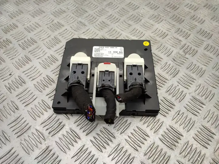 Skoda Octavia Mk4 (2019 - )  05L907309C Комплект зажигания