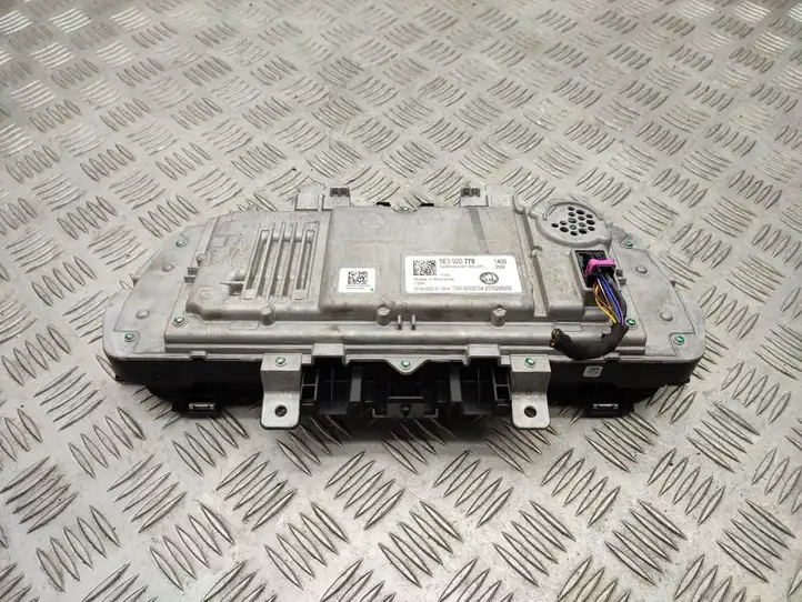 Skoda Octavia Mk4 (2019 - )  05L907309C Комплект зажигания