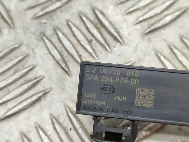 Skoda Octavia Mk4 (2019 - )  05L907309C Комплект зажигания