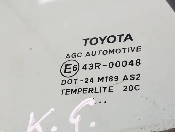 Toyota Auris 150 (2006 - 2012) 43R00048 Форточка двери — фото 2