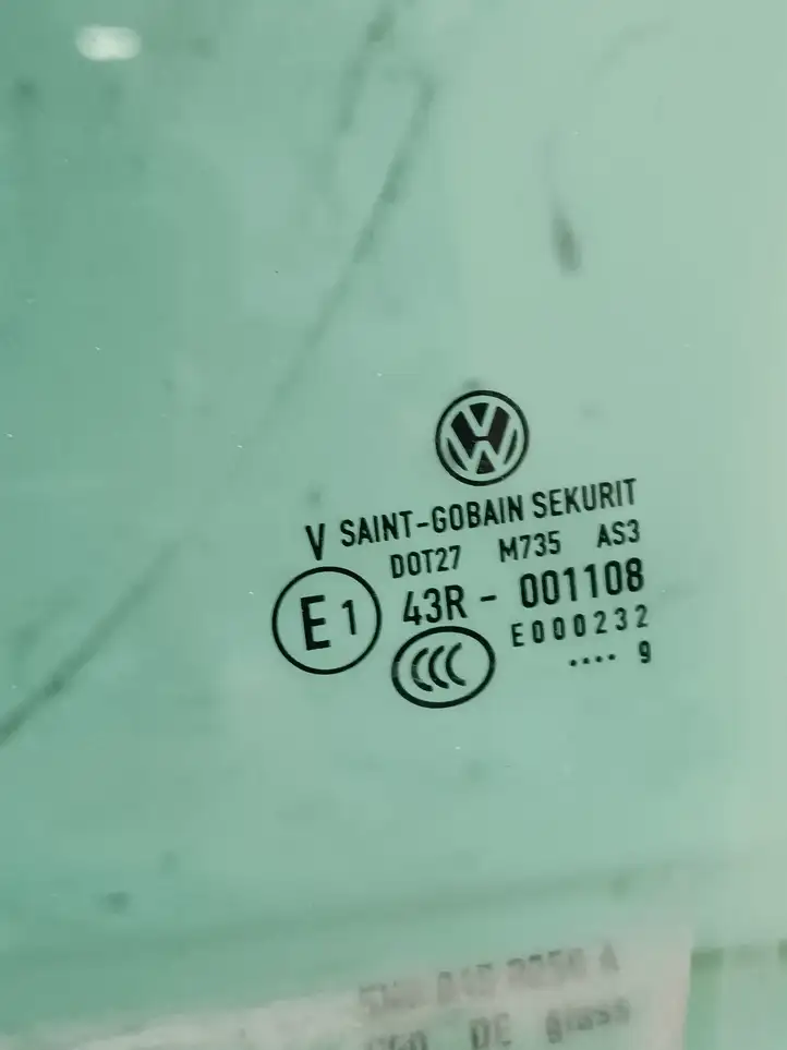 Volkswagen Tiguan (2007 - 2011) AS3 Стекло задней двери — фото 2