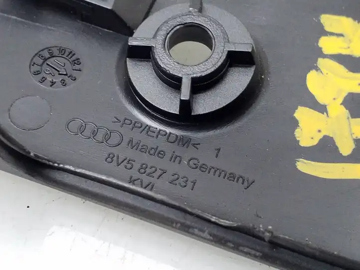 Audi A3/S3 8V (2012 - 2016) 8V5827231 Прочие детали салона — фото 4