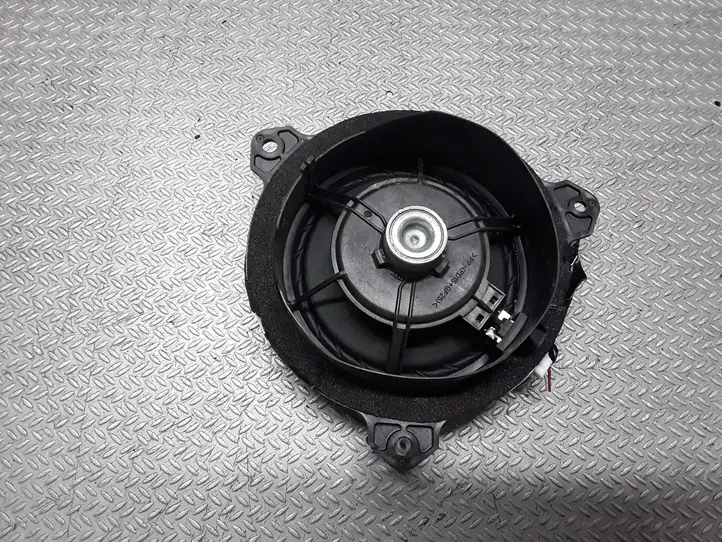 Toyota Yaris (2005 - 2009) 861600D190 Динамики задних дверей — фото 2