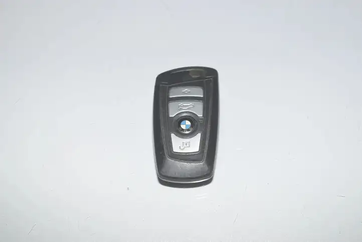 BMW 5 F10 F11 (2009 - 2016)   Комплект зажигания