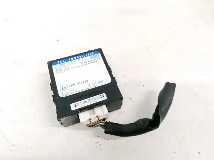 Toyota Corolla Verso E121 (2001 - 2004) 8978013010 Блок иммобилайзера — фото 1