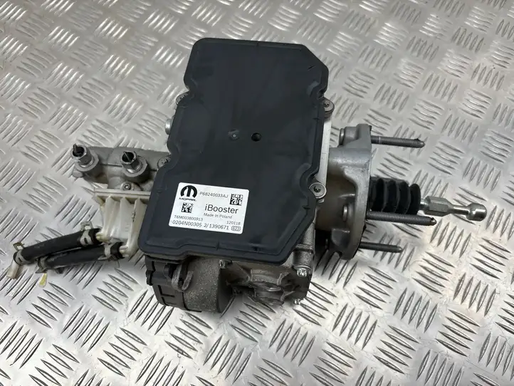 Chrysler Pacifica (2016 - ) P68240033AJ Распределитель тормозного усилия — фото 1